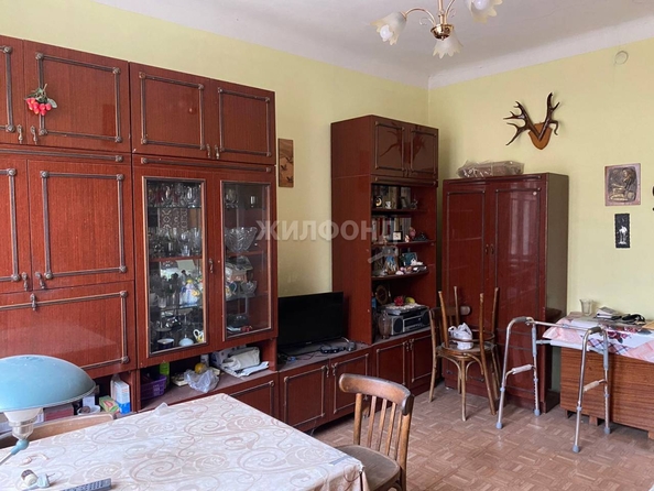 
   Продам 3-комнатную, 52.5 м², Чехова ул, 144

. Фото 2.