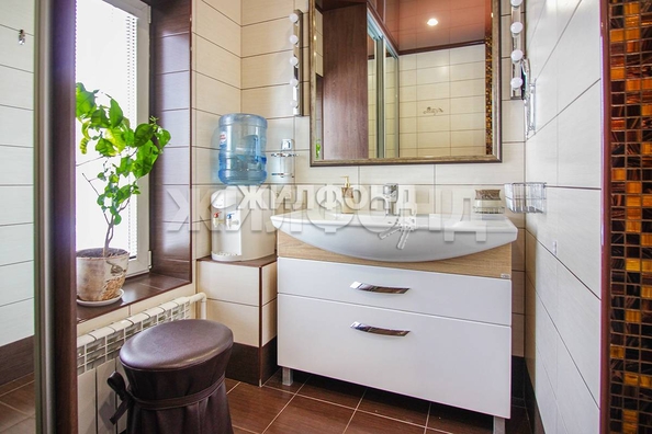 
   Продам дом, 350 м², Марусино село

. Фото 28.