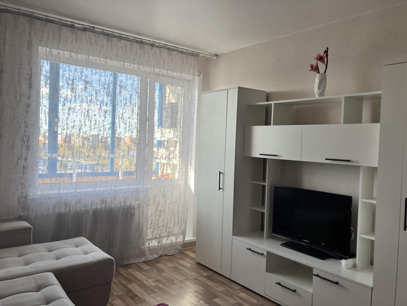 
  Сдам в аренду апартаменты, 24.7 м², Новосибирск

. Фото 2.