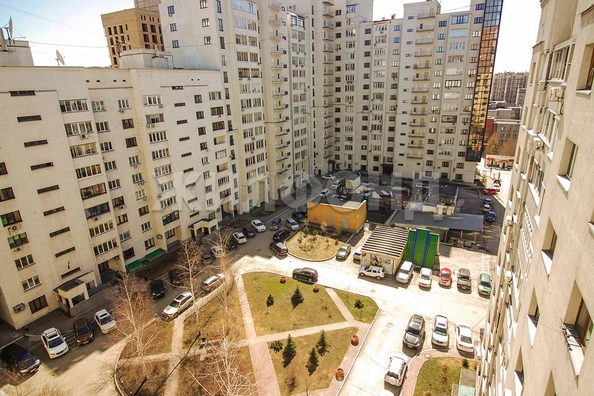 
   Продам 2-комнатную, 81.9 м², Кирова ул, 46

. Фото 8.