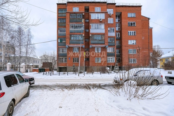 
   Продам 2-комнатную, 61 м², Обогатительная ул, 4

. Фото 24.