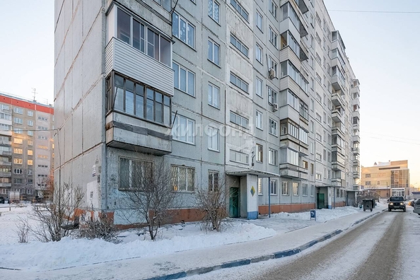 
   Продам 3-комнатную, 64.5 м², Широкая ул, 137/1

. Фото 4.