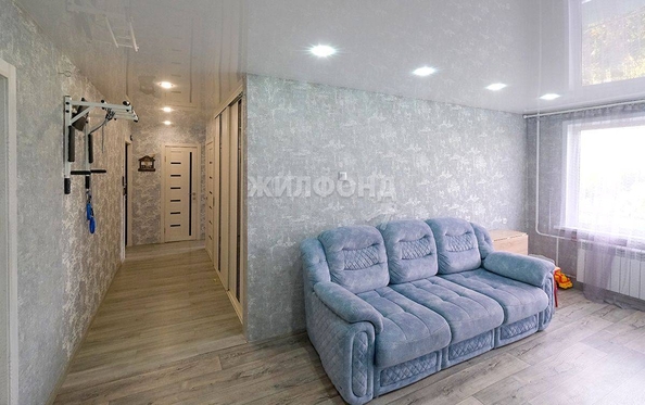 
   Продам 3-комнатную, 59.6 м², Петухова ул, 122/1

. Фото 10.