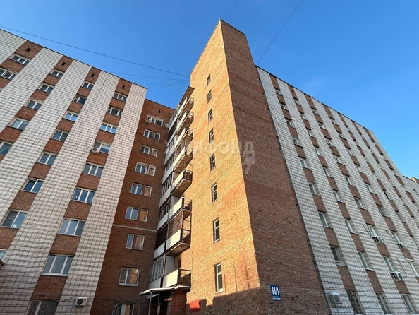 
   Продам 1-комнатную, 38 м², Сибиряков-Гвардейцев ул, 64/1

. Фото 10.