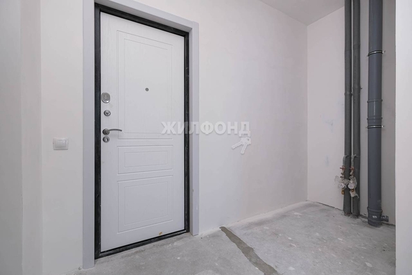 
   Продам 3-комнатную, 45.1 м², Ясный Берег ул, 33

. Фото 21.