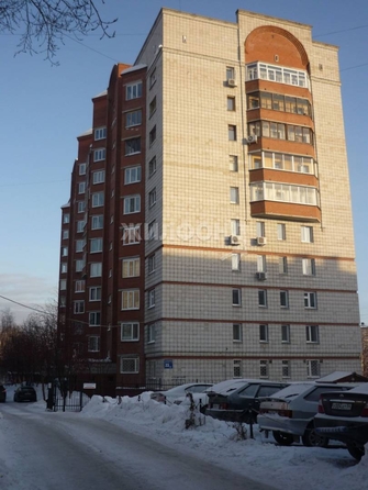 
   Продам 5-комнатную, 183.6 м², Сибиряков-Гвардейцев ул, 23/1

. Фото 25.