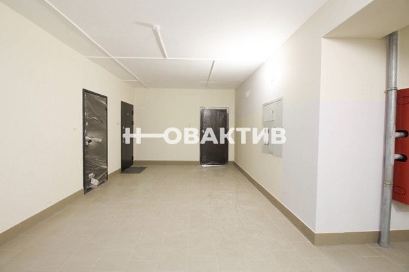 
   Продам 1-комнатную, 41.5 м², Молодежи б-р, 15

. Фото 24.