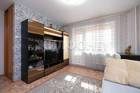
   Продам 2-комнатную, 46.4 м², Кочубея ул, 3

. Фото 1.