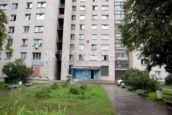 
  Продается комната, 17 м², Объединения ул, д. 39
. Фото 2.