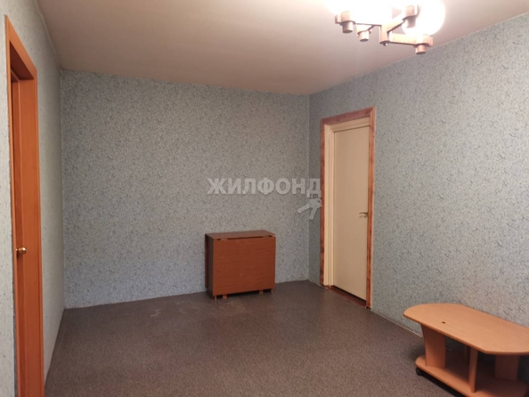 
   Продам 3-комнатную, 56.1 м², Есенина ул, 29

. Фото 4.