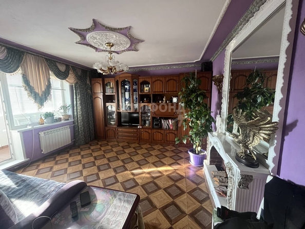 
   Продам 2-комнатную, 52.7 м², Связистов ул, 109

. Фото 1.