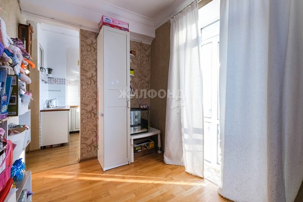 
   Продам 2-комнатную, 42 м², Сибиряков-Гвардейцев ул, 15

. Фото 17.