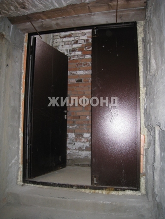 
   Продам 3-комнатную, 101.3 м², Герцена ул, 1/1

. Фото 1.