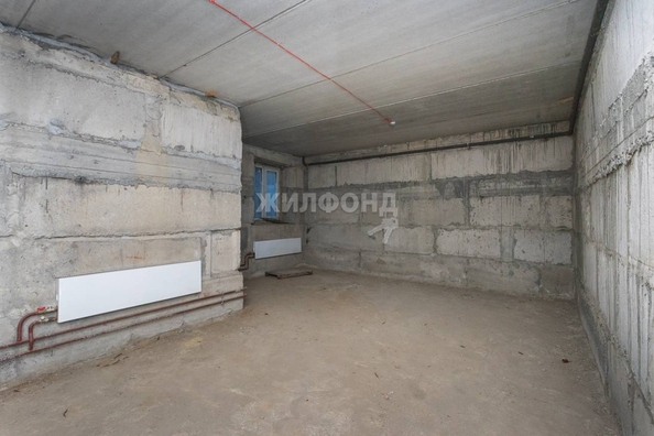 
   Продам 3-комнатную, 101.3 м², Герцена ул, 1/1

. Фото 5.