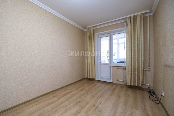 
   Продам 3-комнатную, 62.9 м², Центральная ул, 203

. Фото 2.