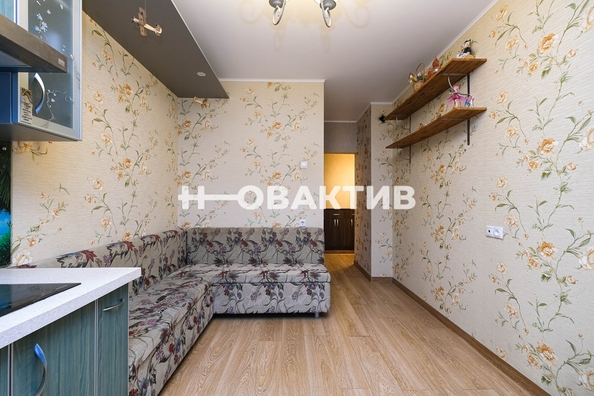 
   Продам 2-комнатную, 76 м², Татьяны Снежиной ул, 51

. Фото 4.