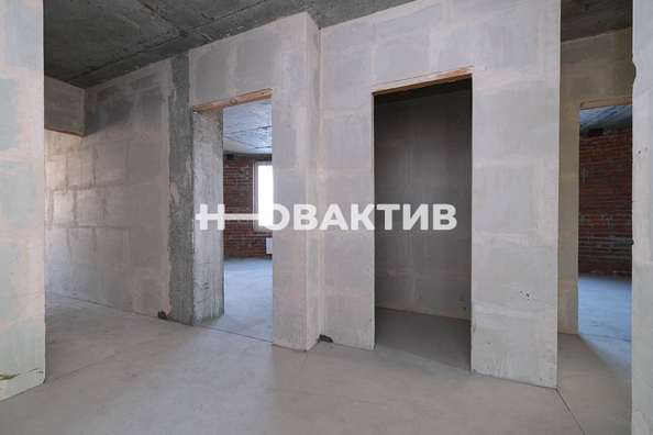 
   Продам 4-комнатную, 113.5 м², Галущака ул, 15

. Фото 15.