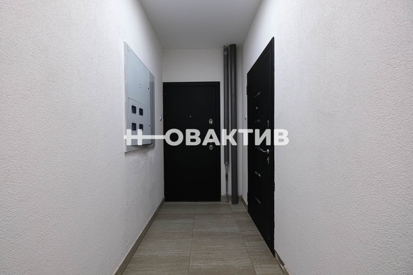 
   Продам 1-комнатную, 35 м², Романтиков ул, 12

. Фото 18.