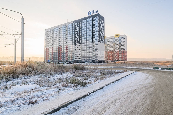 
   Продам 2-комнатную, 50.3 м², Титова ул, 255/2

. Фото 14.