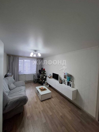 
   Продам 2-комнатную, 44.1 м², Тенистая ул, 19

. Фото 1.