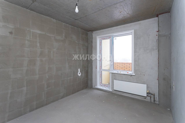 
   Продам 3-комнатную, 74.1 м², Виктора Уса ул, 1/1

. Фото 5.