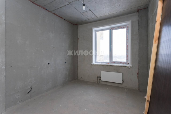 
   Продам 3-комнатную, 74.1 м², Виктора Уса ул, 1/1

. Фото 9.