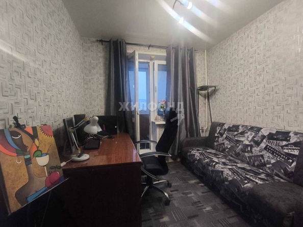 
   Продам 4-комнатную, 77.4 м², Кропоткина ул, 261

. Фото 4.