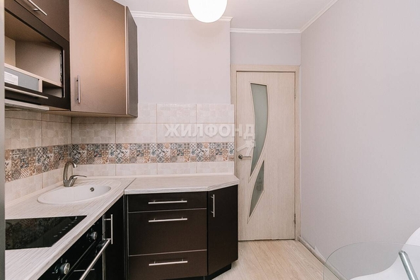 
   Продам 2-комнатную, 46.2 м², Куприна ул, 8

. Фото 13.