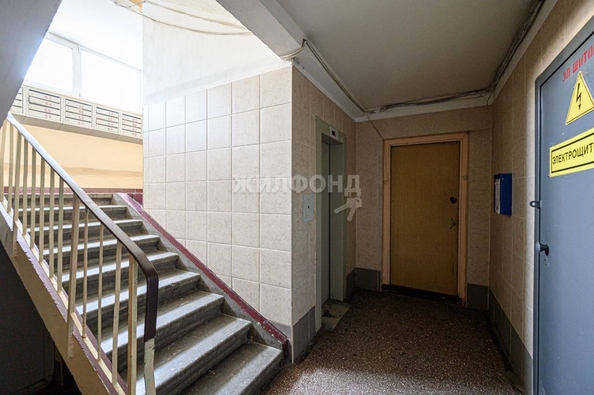 
   Продам 3-комнатную, 62.8 м², Красных Зорь ул, 3/2

. Фото 17.