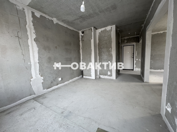 
   Продам 1-комнатную, 39.2 м², Связистов ул, 13/2

. Фото 1.