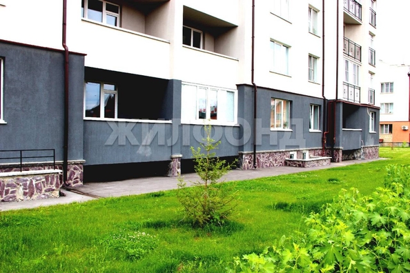 
   Продам 3-комнатную, 107.2 м², , 15

. Фото 3.