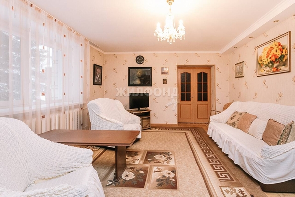 
   Продам 3-комнатную, 86 м², Краснообск, 42

. Фото 8.