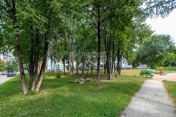 
   Продам 1-комнатную, 37.1 м², Курчатова ул, 3/2

. Фото 26.