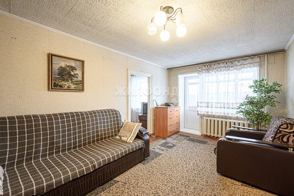 
   Продам 2-комнатную, 43.5 м², Нарымская ул, 4

. Фото 1.