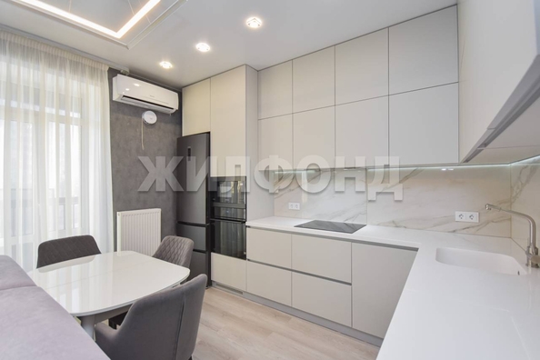 
   Продам 2-комнатную, 55.2 м², Шевченко ул, 19/1

. Фото 5.