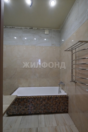
   Продам 4-комнатную, 114.6 м², Семьи Шамшиных ул, 26/1

. Фото 21.