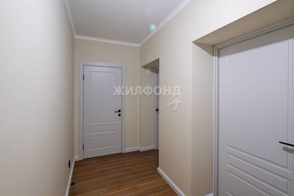 
   Продам 2-комнатную, 82.8 м², Добролюбова ул, 18/1

. Фото 25.