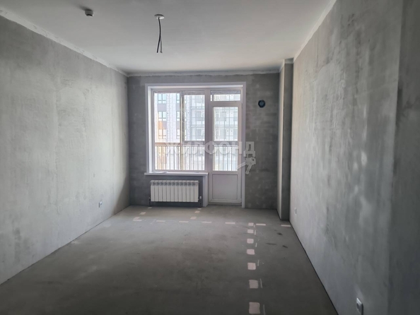 
   Продам 1-комнатную, 39.4 м², Писарева ул, 42

. Фото 1.