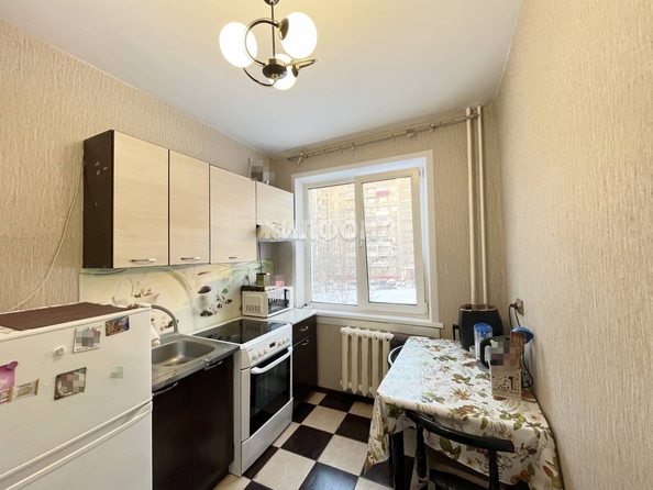 
   Продам 1-комнатную, 29.5 м², Кропоткина ул, 130/2

. Фото 3.