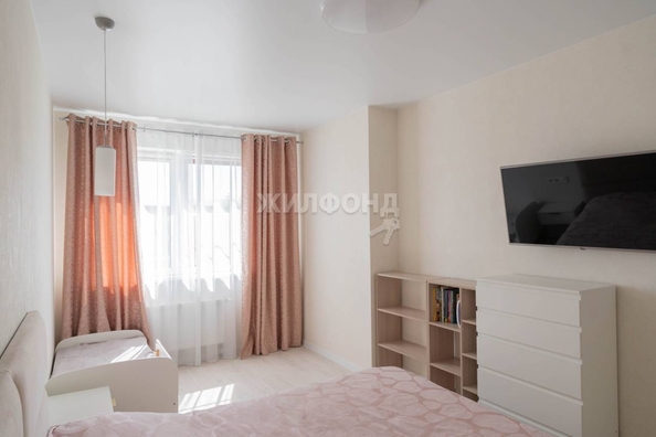 
   Продам 2-комнатную, 55.6 м², Сухарная ул, 96/3

. Фото 16.