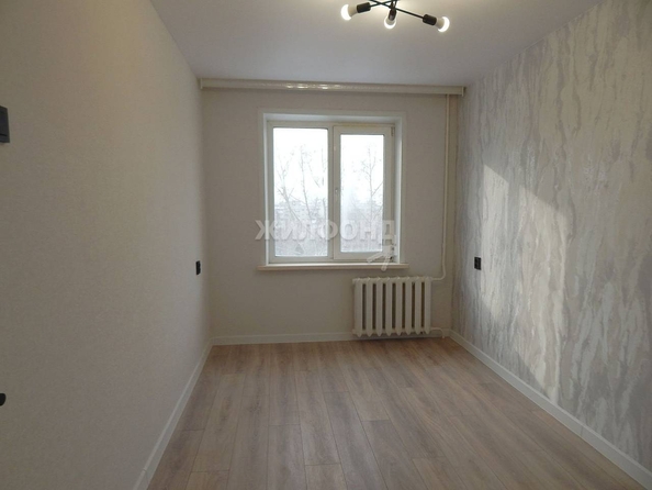 
   Продам 2-комнатную, 42.7 м², Бориса Богаткова ул, 207

. Фото 5.