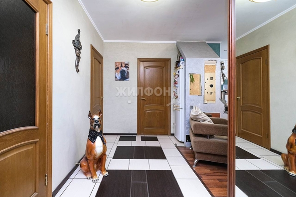 
   Продам 3-комнатную, 84.1 м², Ивлева ул, 164

. Фото 15.