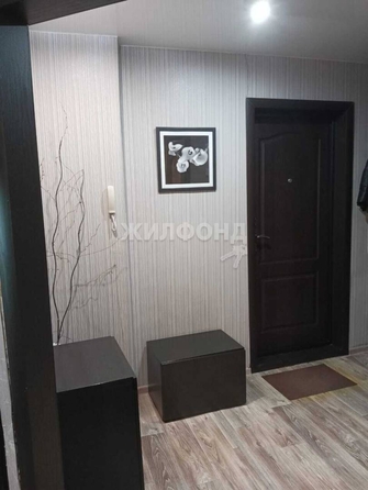 
   Продам 1-комнатную, 28.9 м², Южный мкр, 44

. Фото 1.