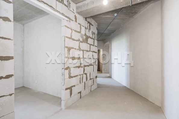 
  Продается 3-комн. квартира, 67.3 м², Есенина ул, д. 67
. Фото 3.