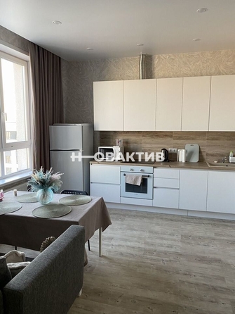 
  Сдам в аренду 2-комнатную квартиру, 50 м², Новосибирск

. Фото 1.