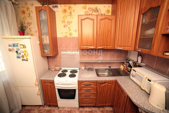 
   Продам 2-комнатную, 43.7 м², Троллейная ул, 20

. Фото 13.