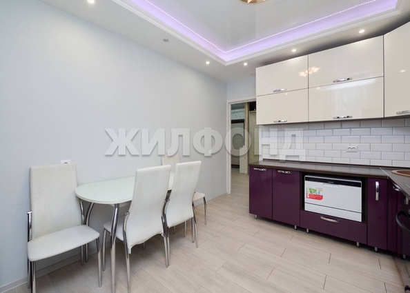 
  Продается 3-комн. квартира, 71.6 м², Танковая ул, д. 32
. Фото 6.