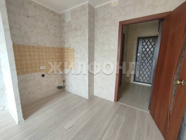 
   Продам студию, 20.9 м², Тюленина ул, 21

. Фото 1.
