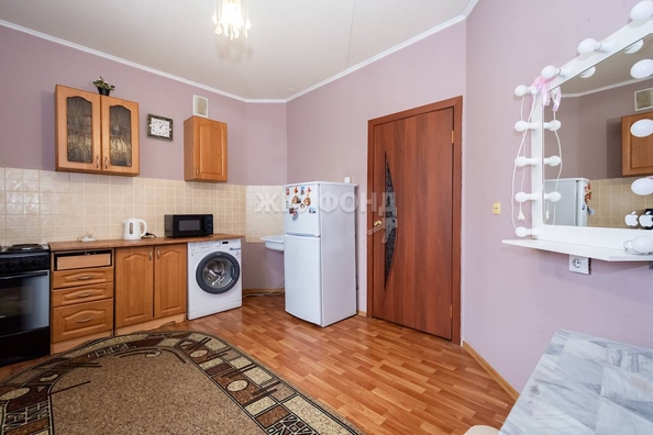 
   Продам 1-комнатную, 48 м², Тюленина ул, 19

. Фото 7.