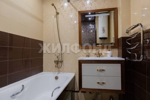 
  Продается 2-комн. квартира, 71.8 м², Залесского ул, д. 2/4
. Фото 2.